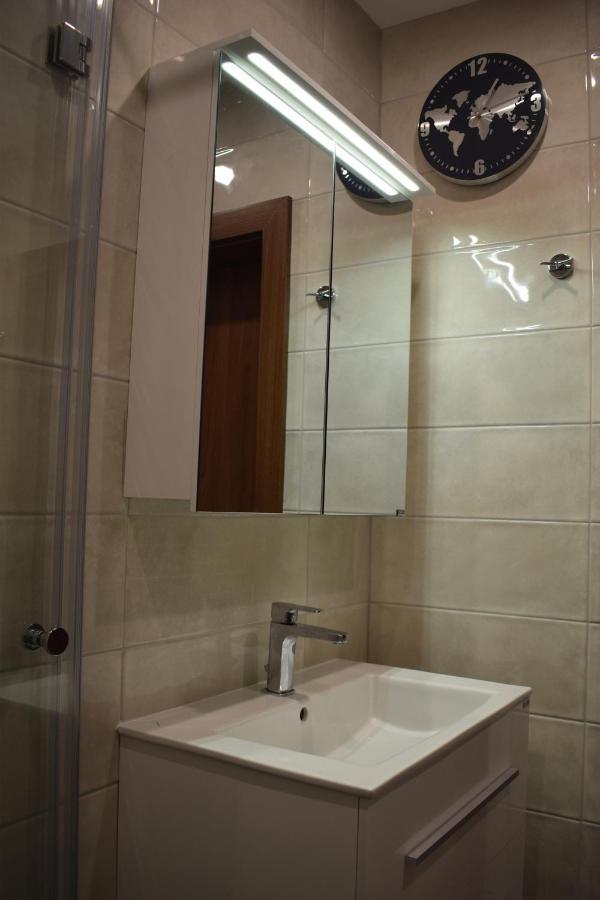 Pirotska 47 Apartment Sofia Bagian luar foto